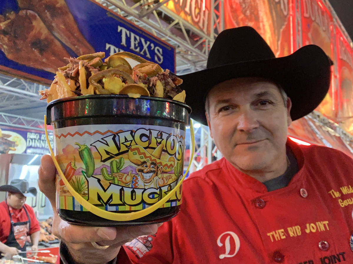 Ken Hoffman and crew review Houston Rodeo carnival's extraordinary food