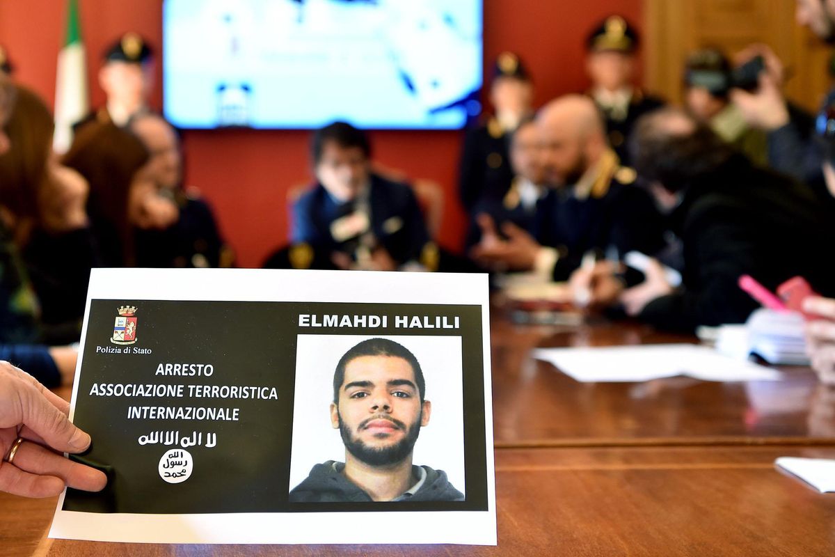Il jihadista delle Alpi cercava camion per uccidere gli italiani. La polizia: «Minaccia incombente sul Papa»