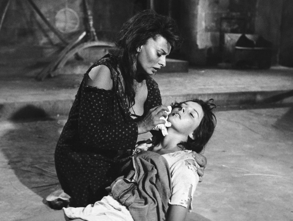 Dedicate la festa alla donna che svelò gli stupri dei marocchini