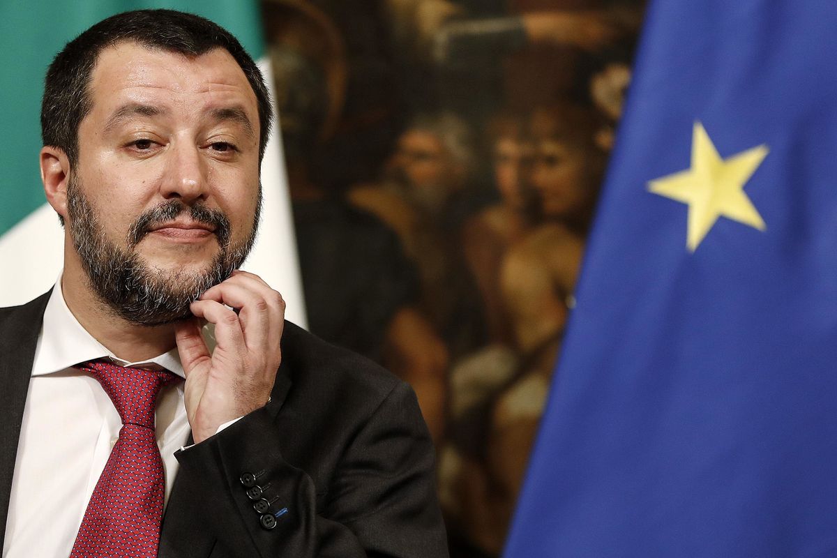 Salvini si prende il weekend libero. Ma Di Maio sulla Tav agita la crisi