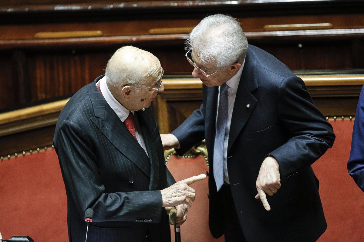 Napolitano e Monti guidano la banda degli assenteisti col gettone in tasca