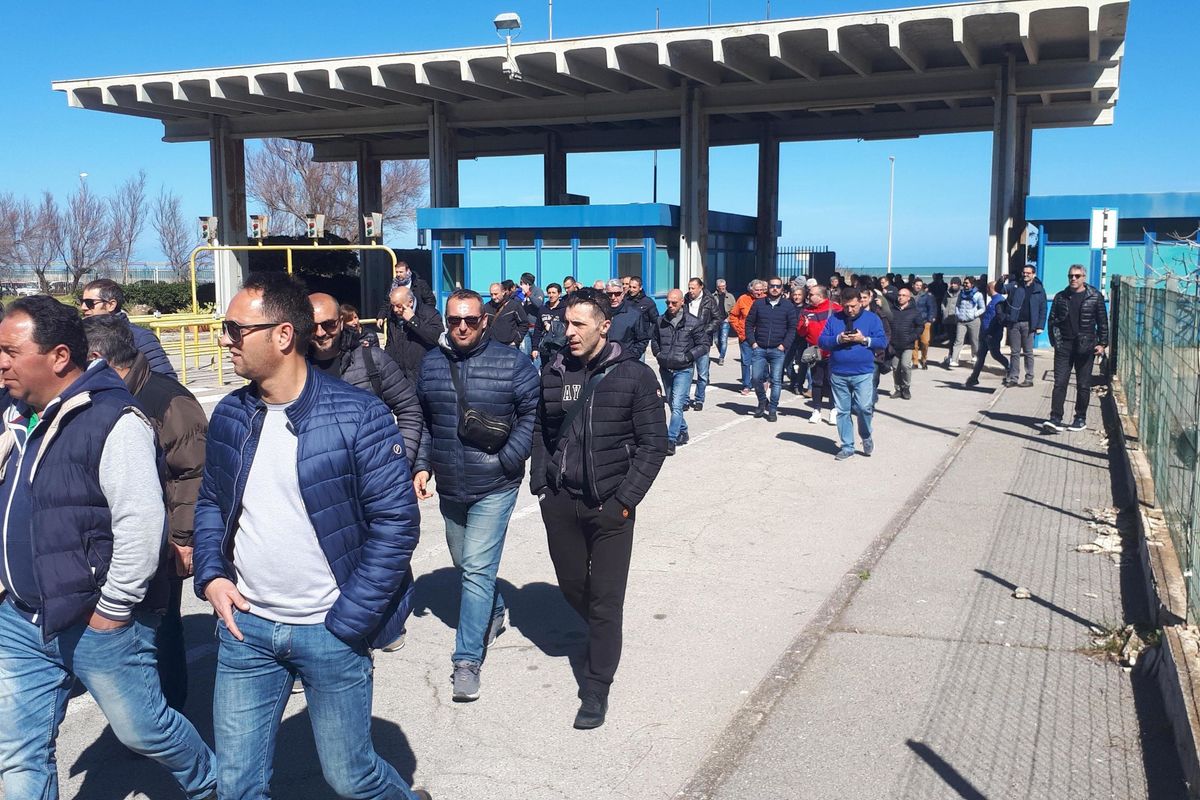 Dopo gli arresti a Termini Imerese i sindacati chiedono conto a Fca