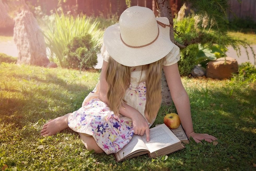 10 Books To Keep Your Brain Going Over Spring Break (And Beyond)