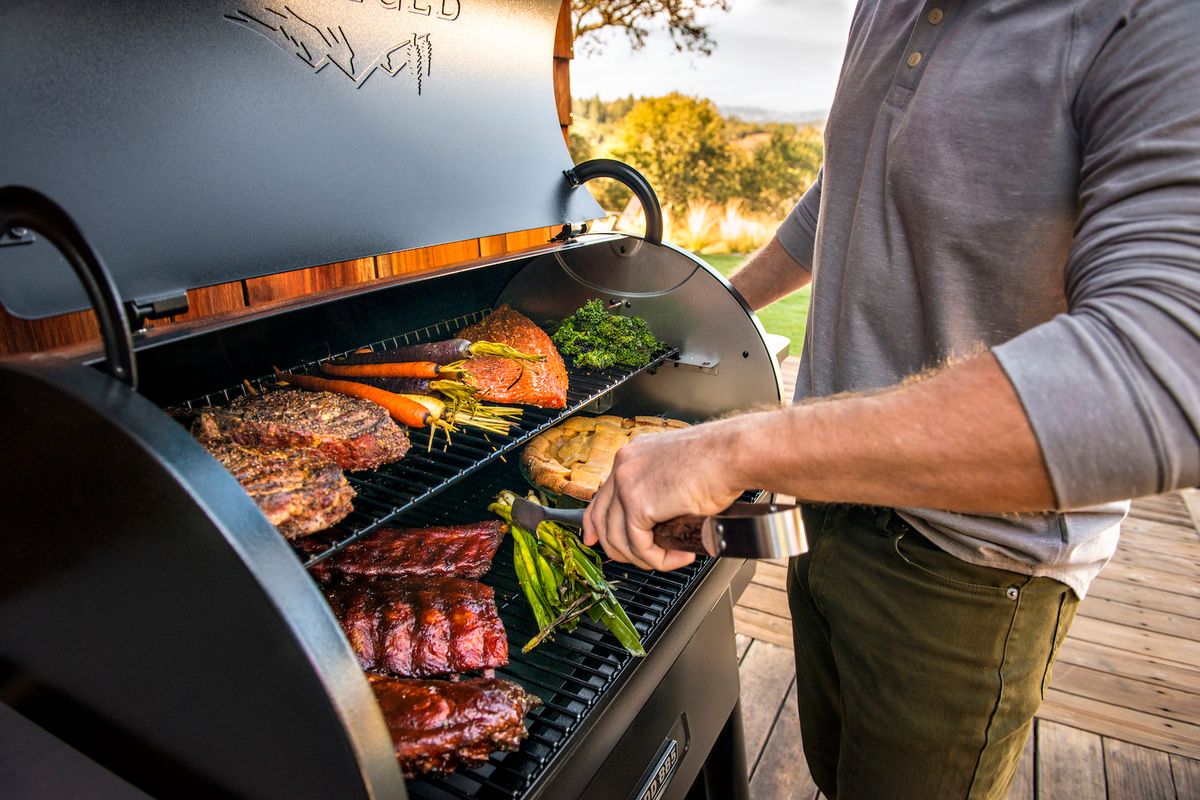 traeger wood pellet smart grills