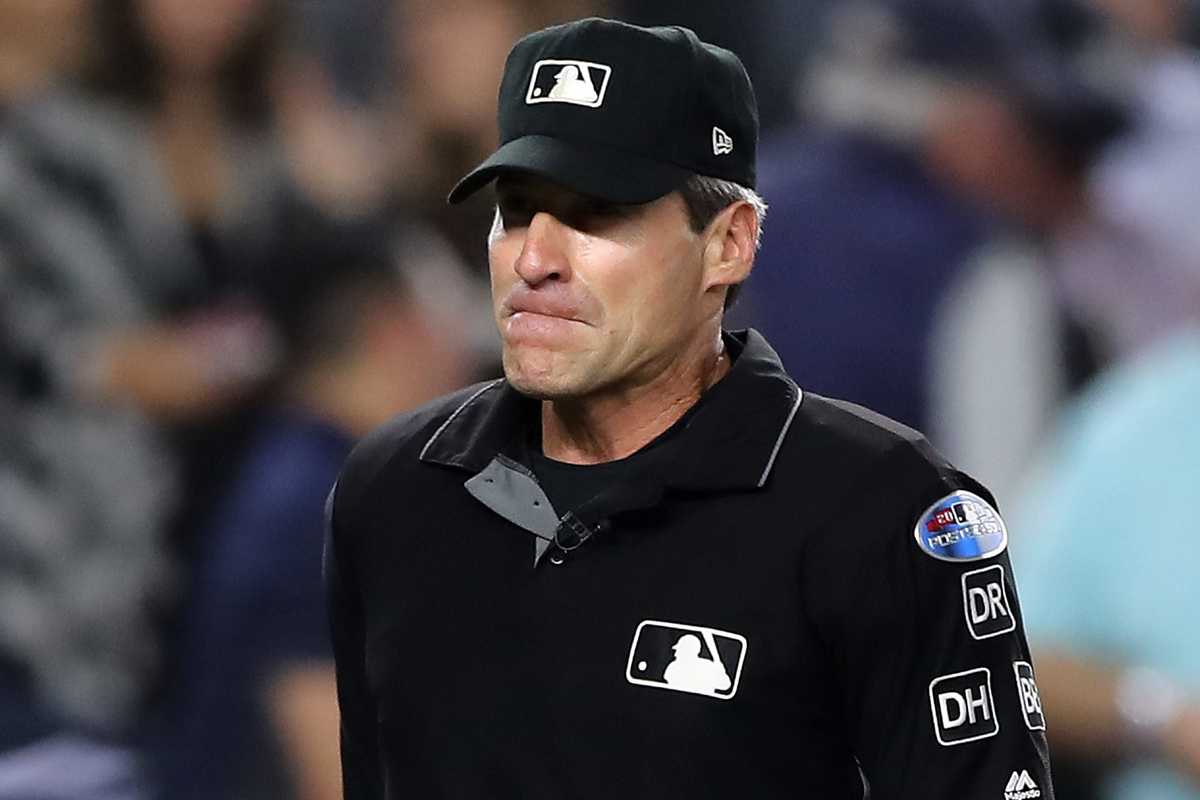 A.J. Hinch should be Angel Hernandez's last call