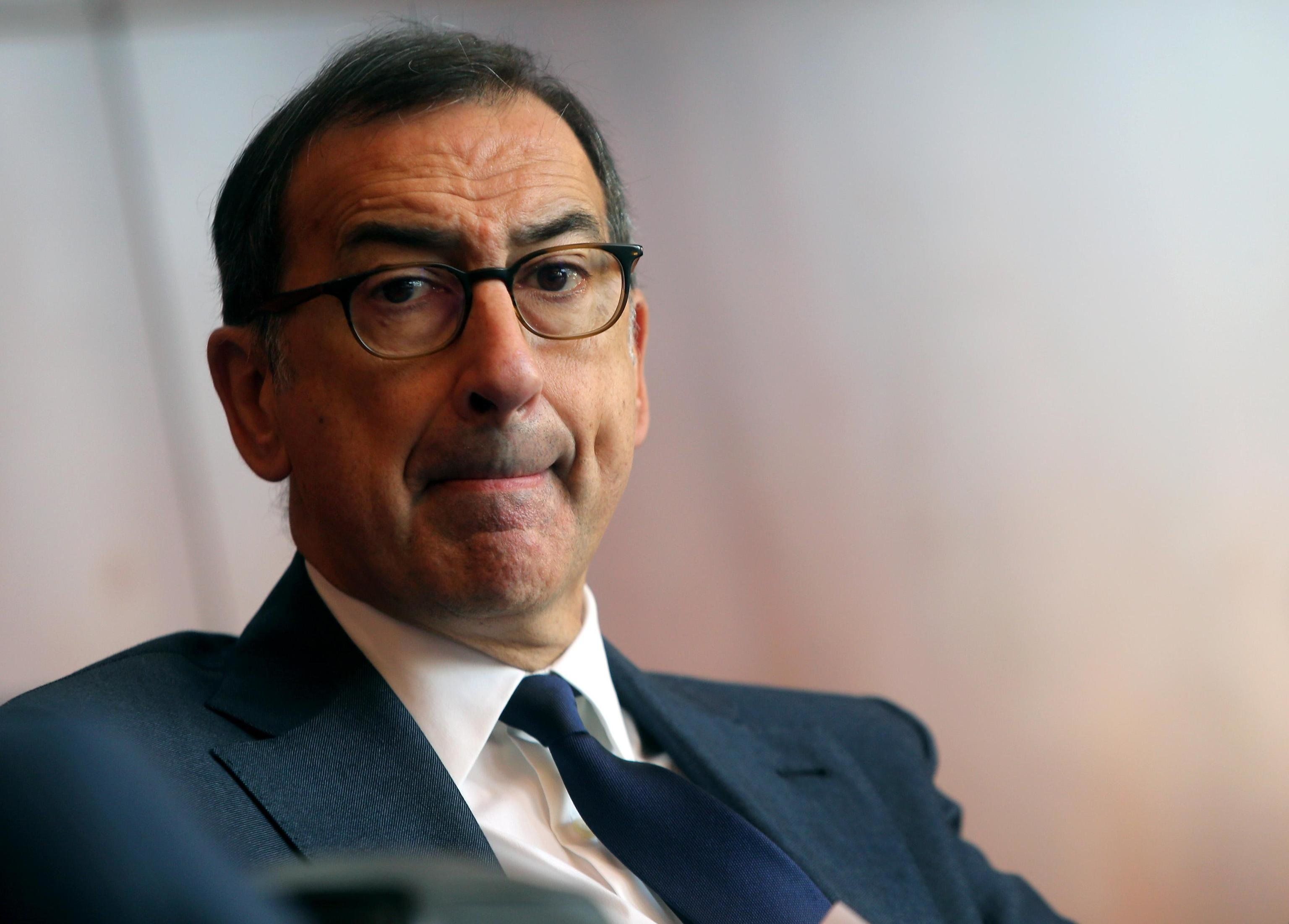 Sala scarica i suoi: Guaidò non sarà milanese