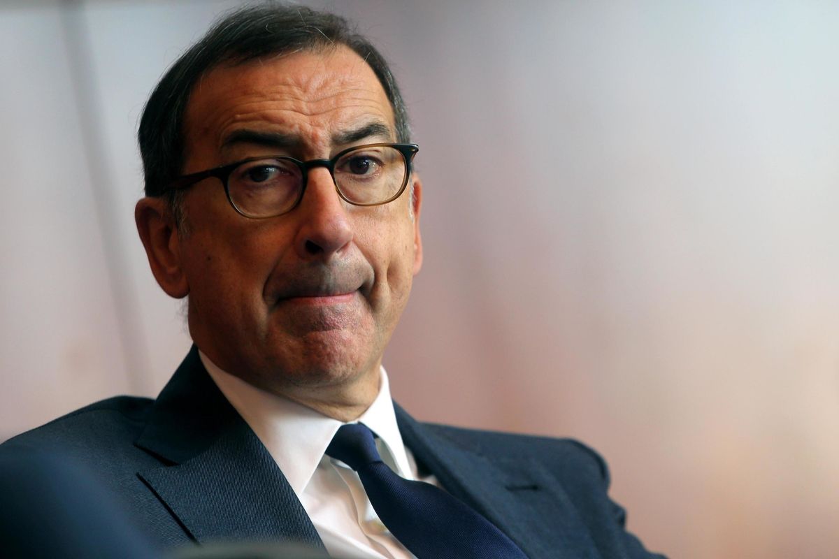 Sala scarica i suoi: Guaidò non sarà milanese