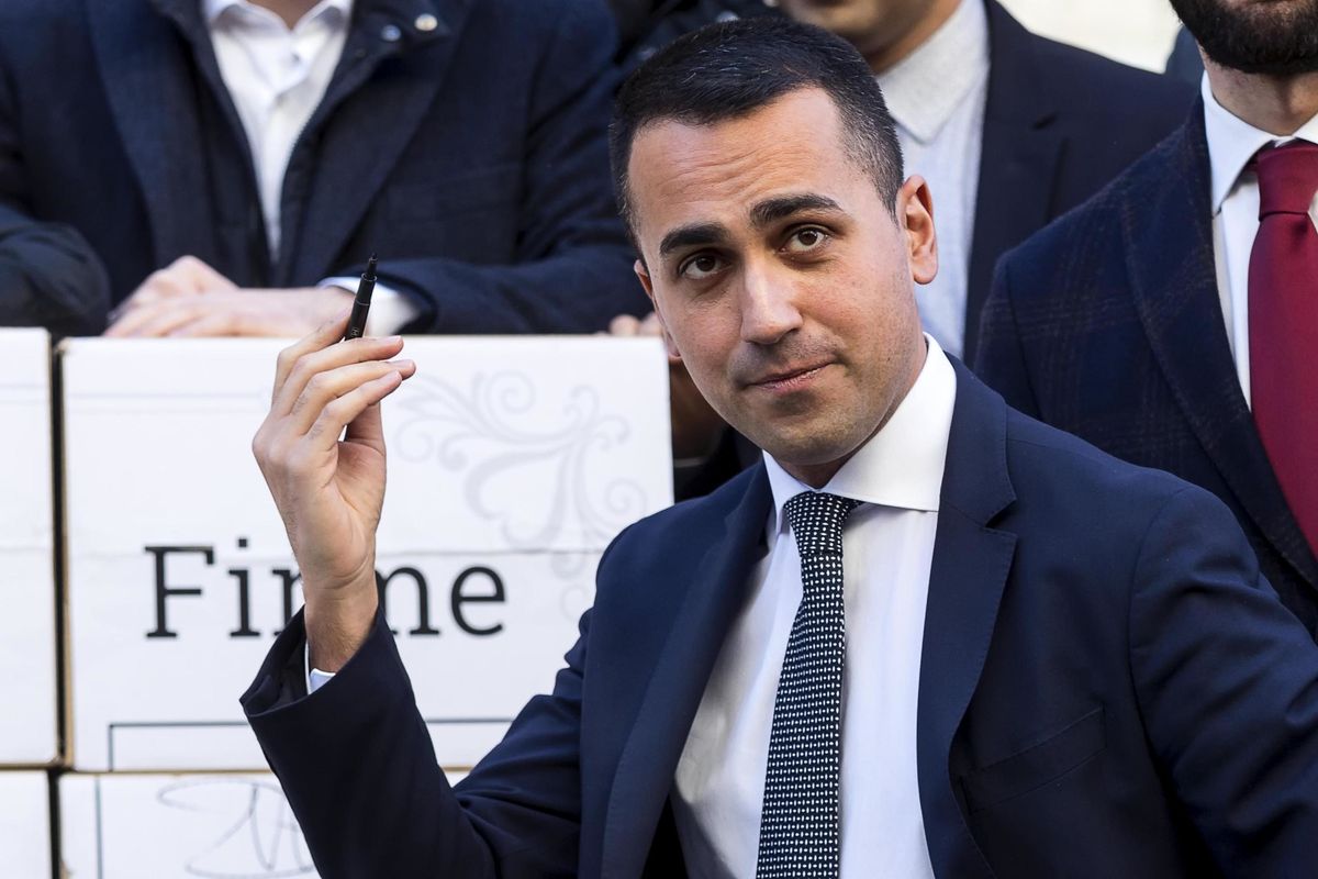 Privilegi sindacali, i 5 stelle tornano indietro