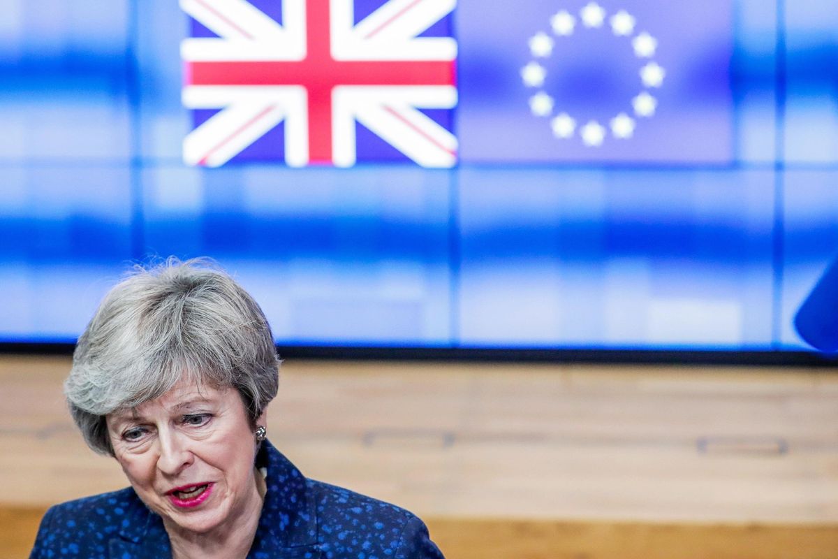 Gli 007 inglesi: Facebook aiuta gli scafisti