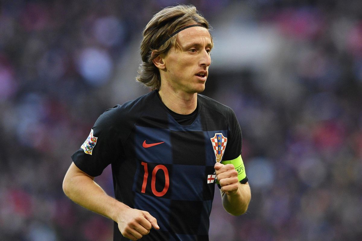Modric vuole l’Inter, la moglie tifa Milano. E il Real prepara la denuncia all’Uefa