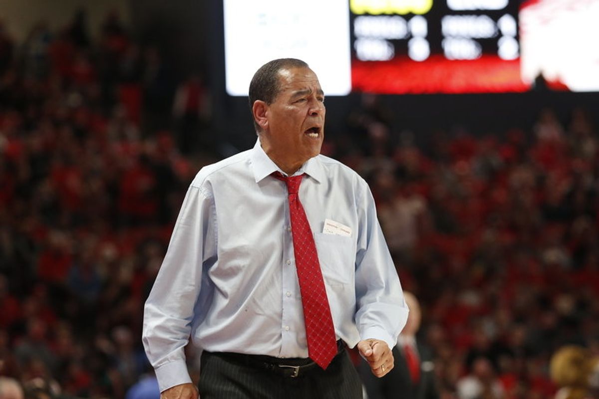 Houston moves up to the 7th ranked team in the country