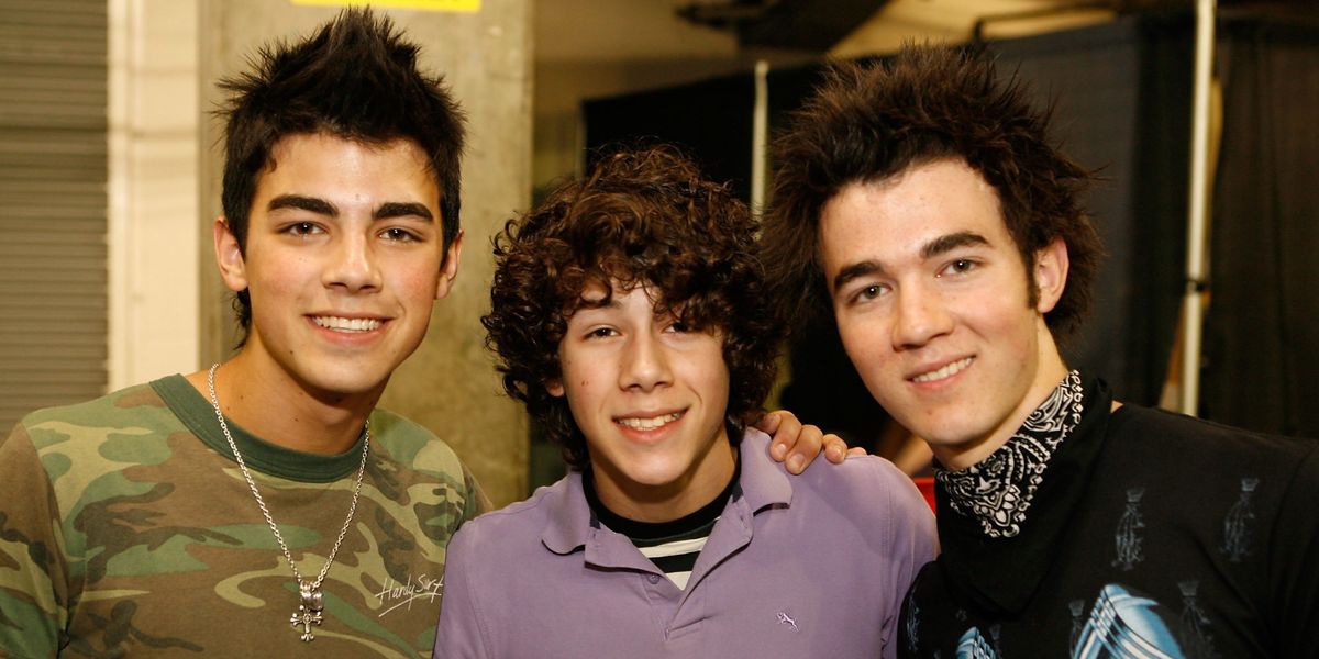 The Jonas Brothers Will Reunite as JONAS