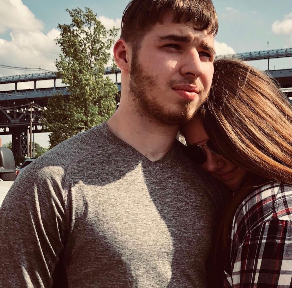 30 Things That Happen When You Date A Car Guy