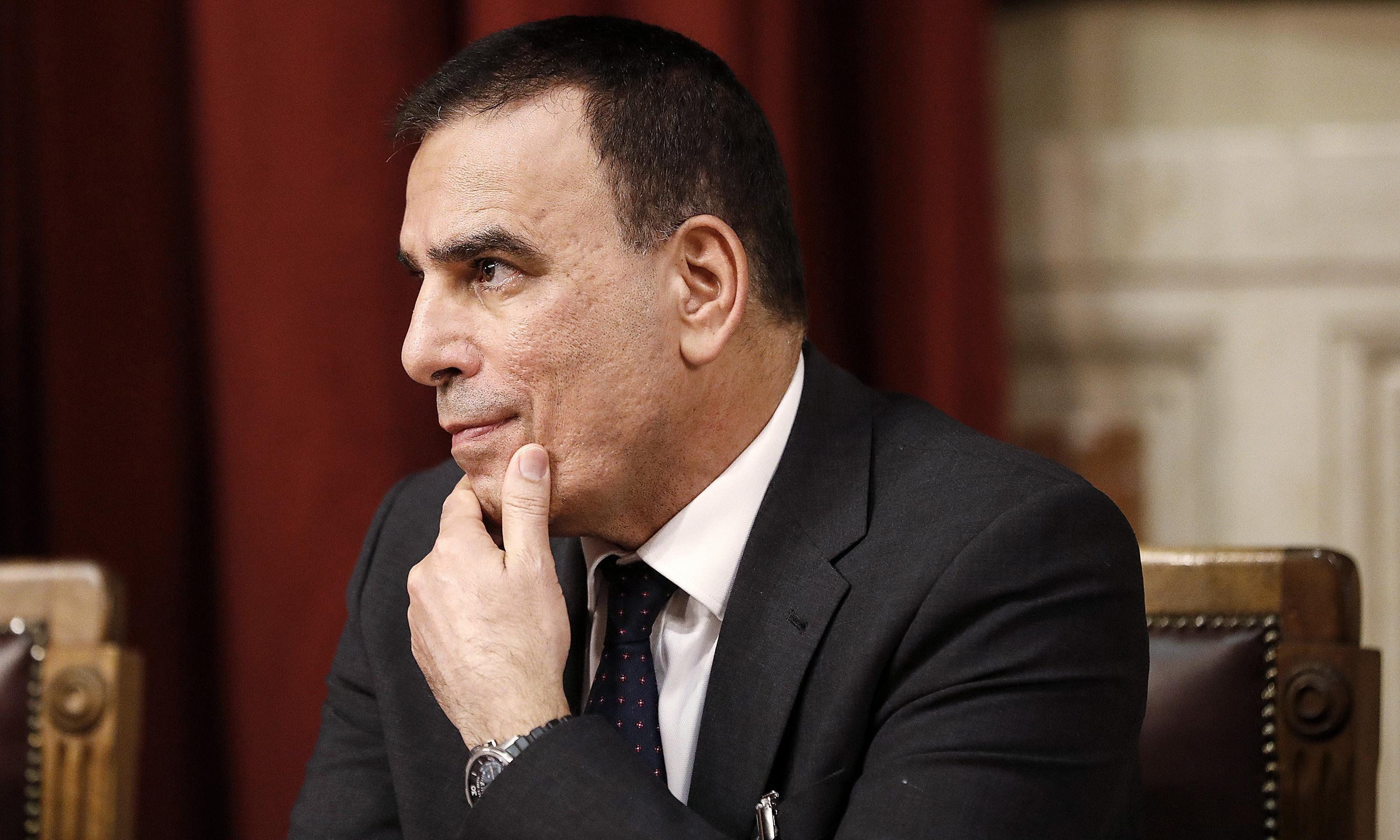 Lo Stato si riprende Telecom Italia con l’aiuto di Elliott e delle banche