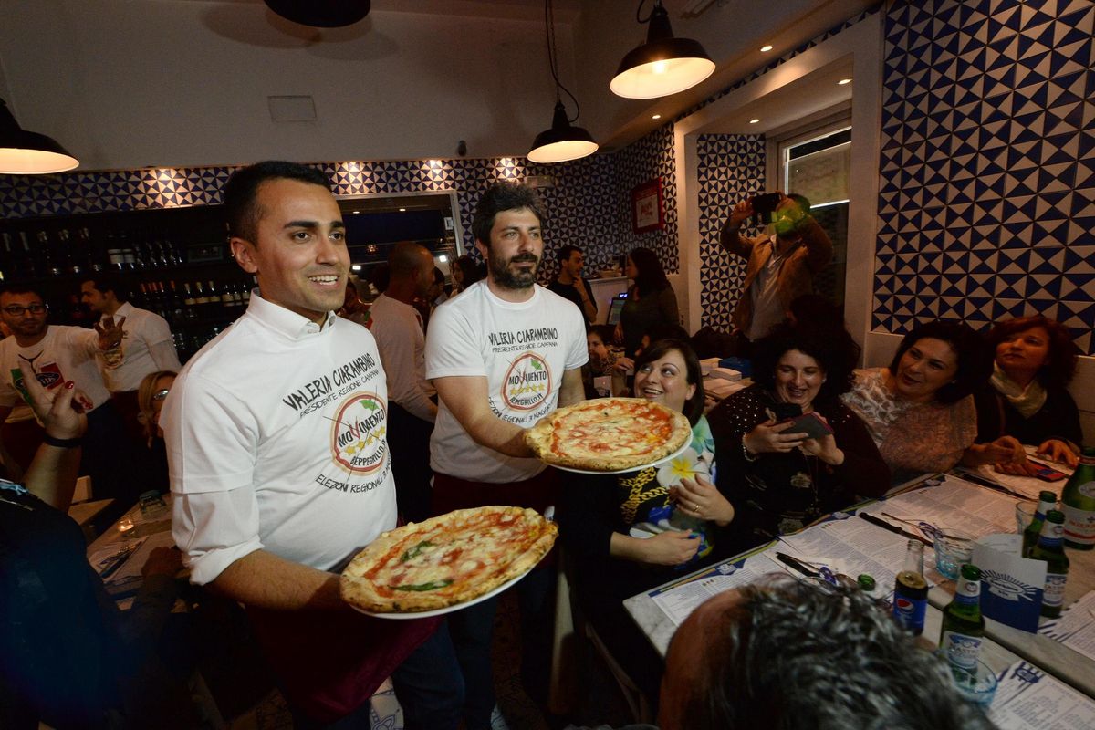 Margherita per la regina, bufala per Renzi