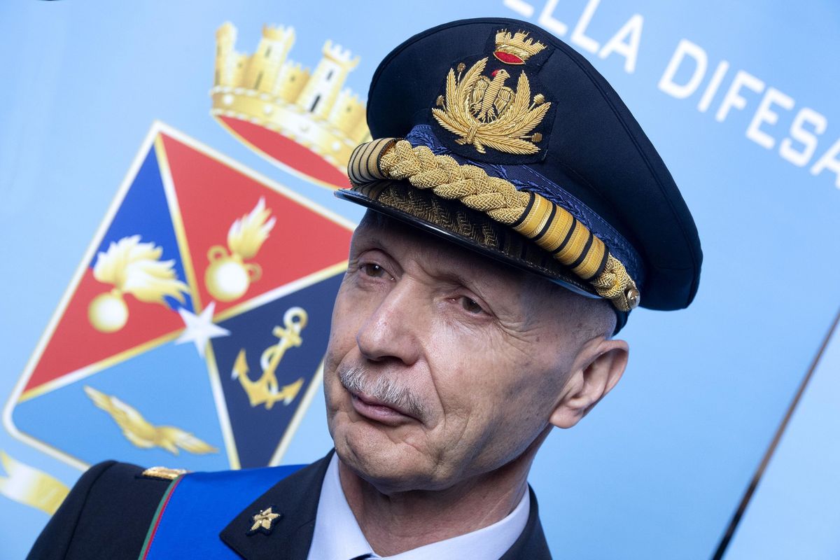 Il prossimo capo della Difesa cade dal drone