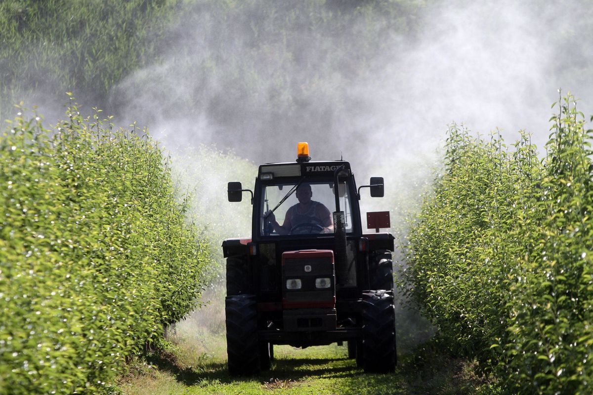 L’Ue taglia i fondi regionali e agricoli