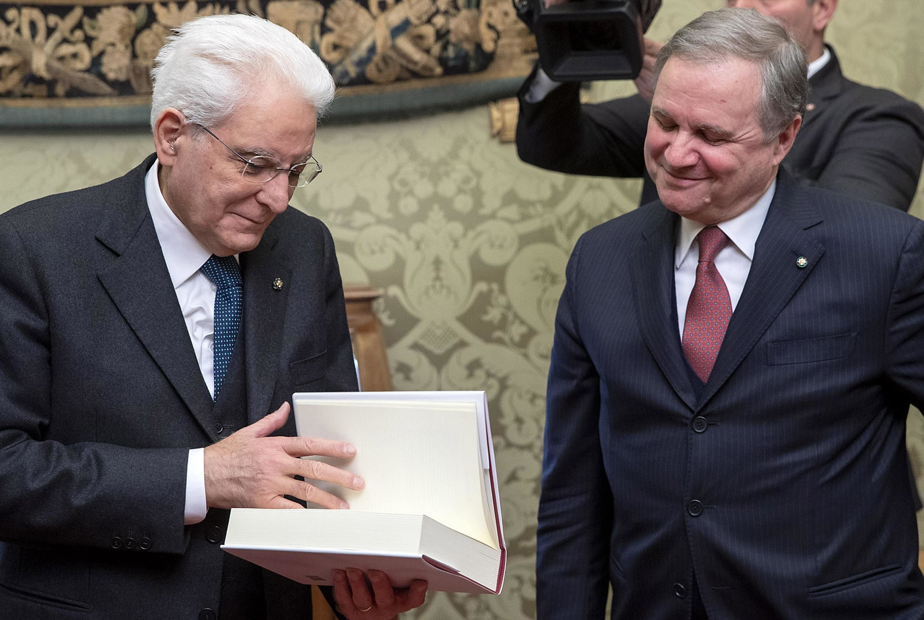 Colle e Bankitalia: risparmi a rischio. E Tria corre a spegnere l’incendio