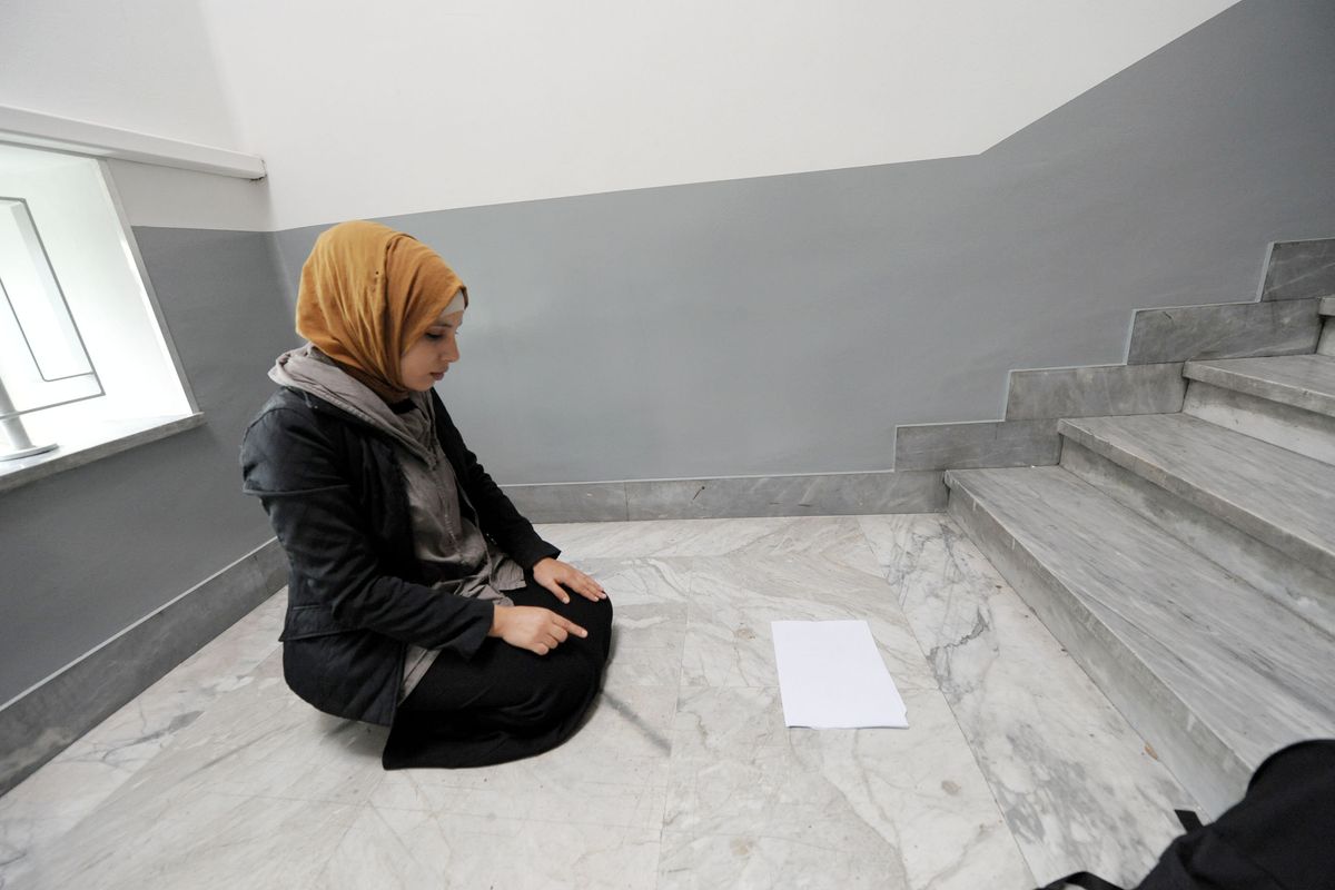 Madri islamiche in rivolta a Torino: «Danno i nostri figli ai cristiani»