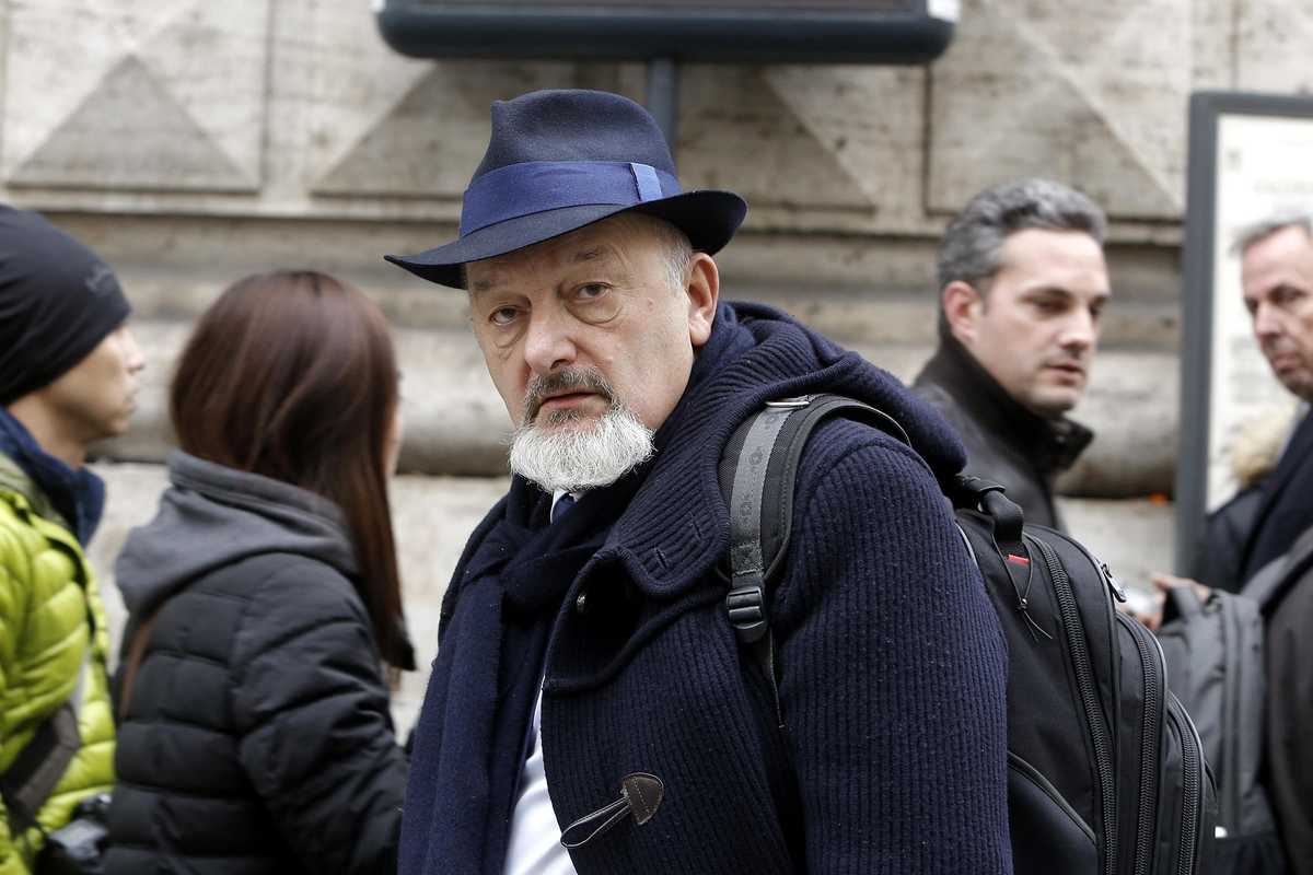 Il socio in affari indagato con i Renzi «Papà Tiziano con i politici aiutava...»