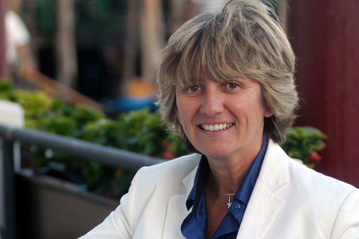 Paola Mastrocola: «Oggi pregare è un gesto eversivo, ci siamo consegnati alla tecnologia»