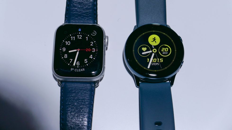 Photo of the Apple Watch Series 4 and Samsung Galaxy Watch Active