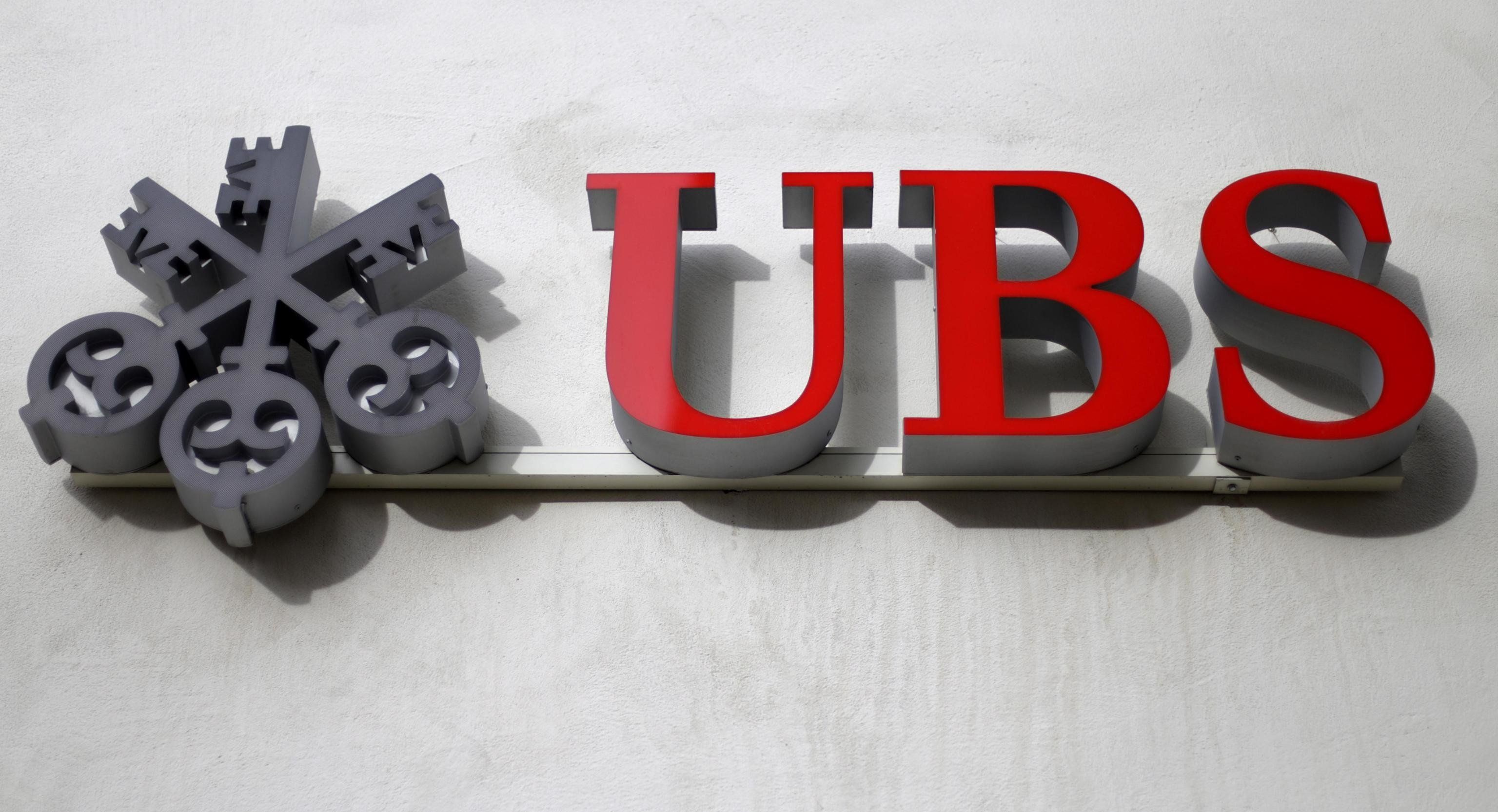 Banche affossate da flop e scandali. Ubs ne è uscita, Deutsche arranca