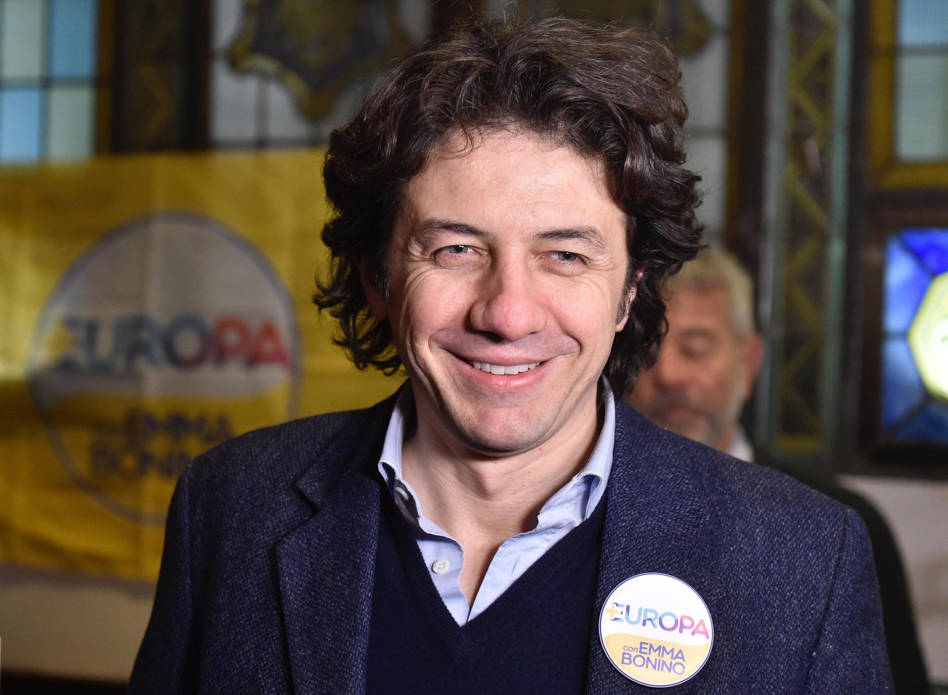 La Consulta ordina al Parlamento di fare una legge pro eutanasia