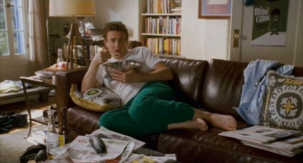 img What To Do If You're Dating A Manchild