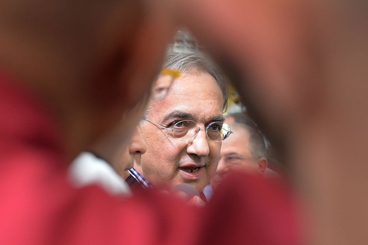 Silenzi e omissioni. Su Marchionne Torino come l’Urss