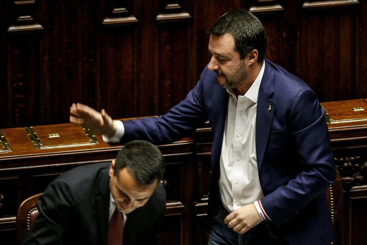 La «manina» inesistente rompe i gialloblù