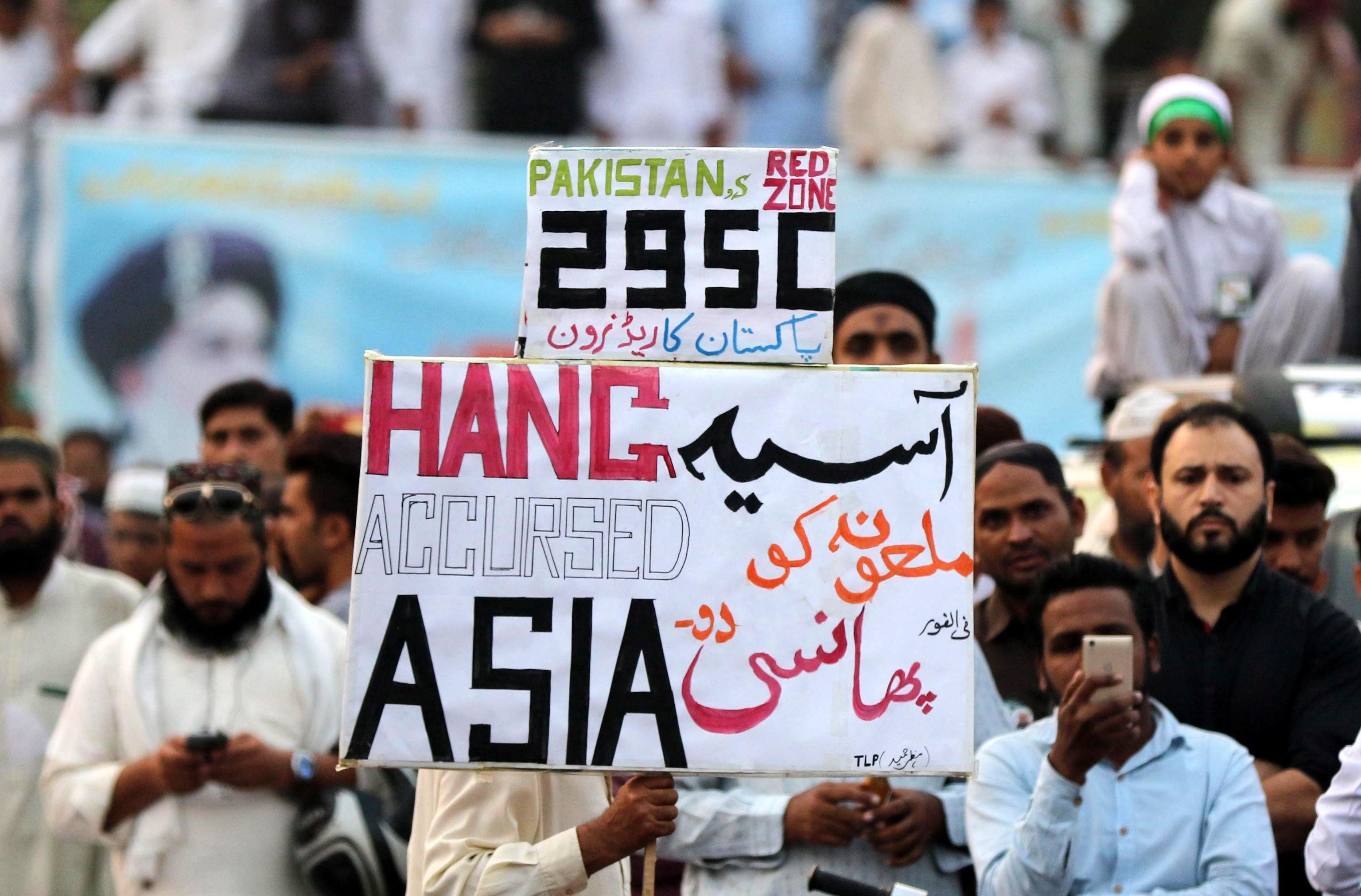 L’islam vuole la morte di Asia Bibi e l’Occidente fa finta di non vedere