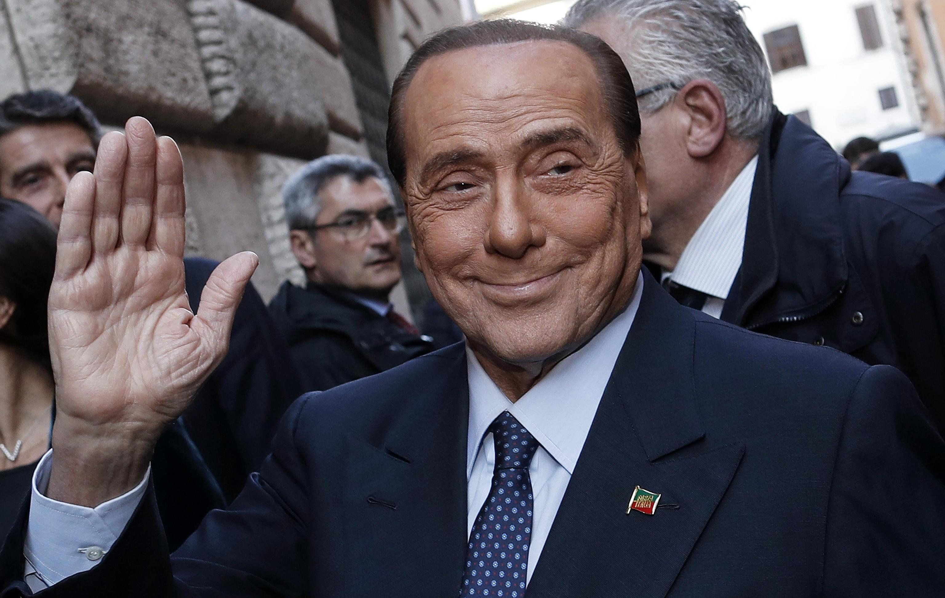 Muro Forza Italia: ok, ma Salvini premier. Mattarella pronto a dare altro tempo