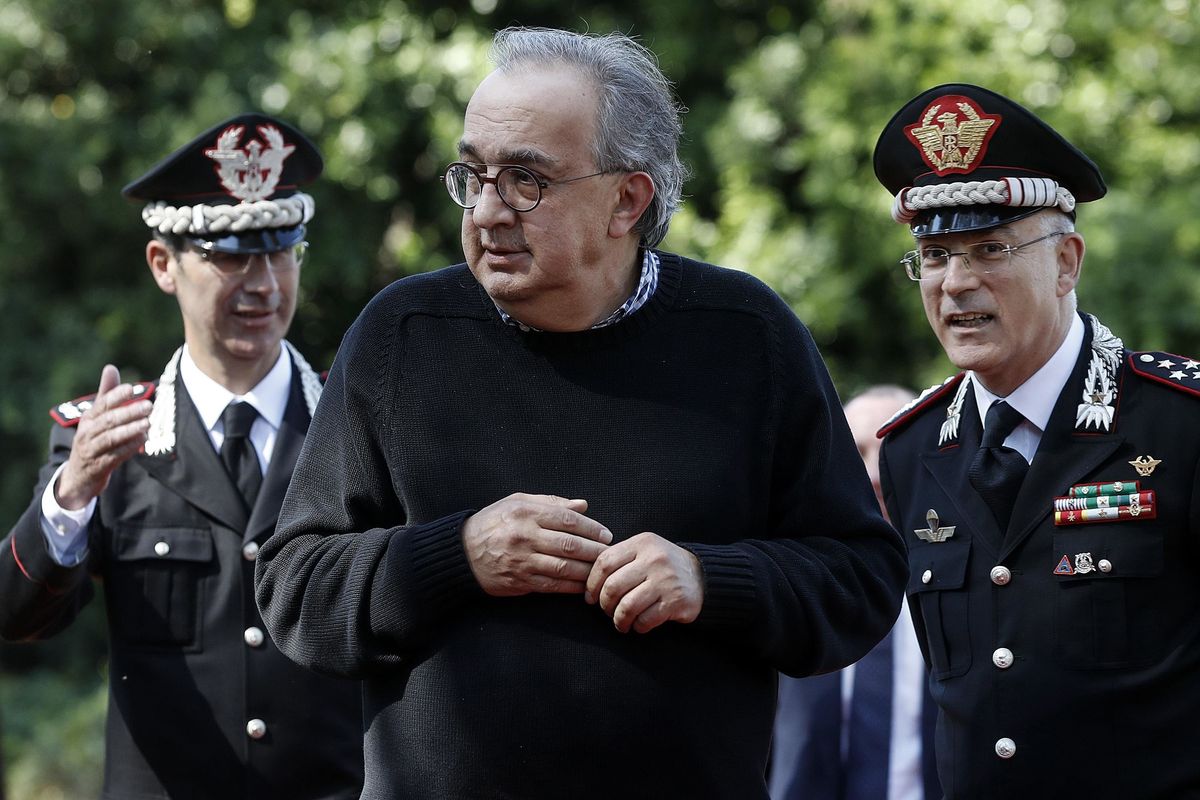 C’è chi lo insulta e chi lo santifica, ma nessuno ha capito Marchionne