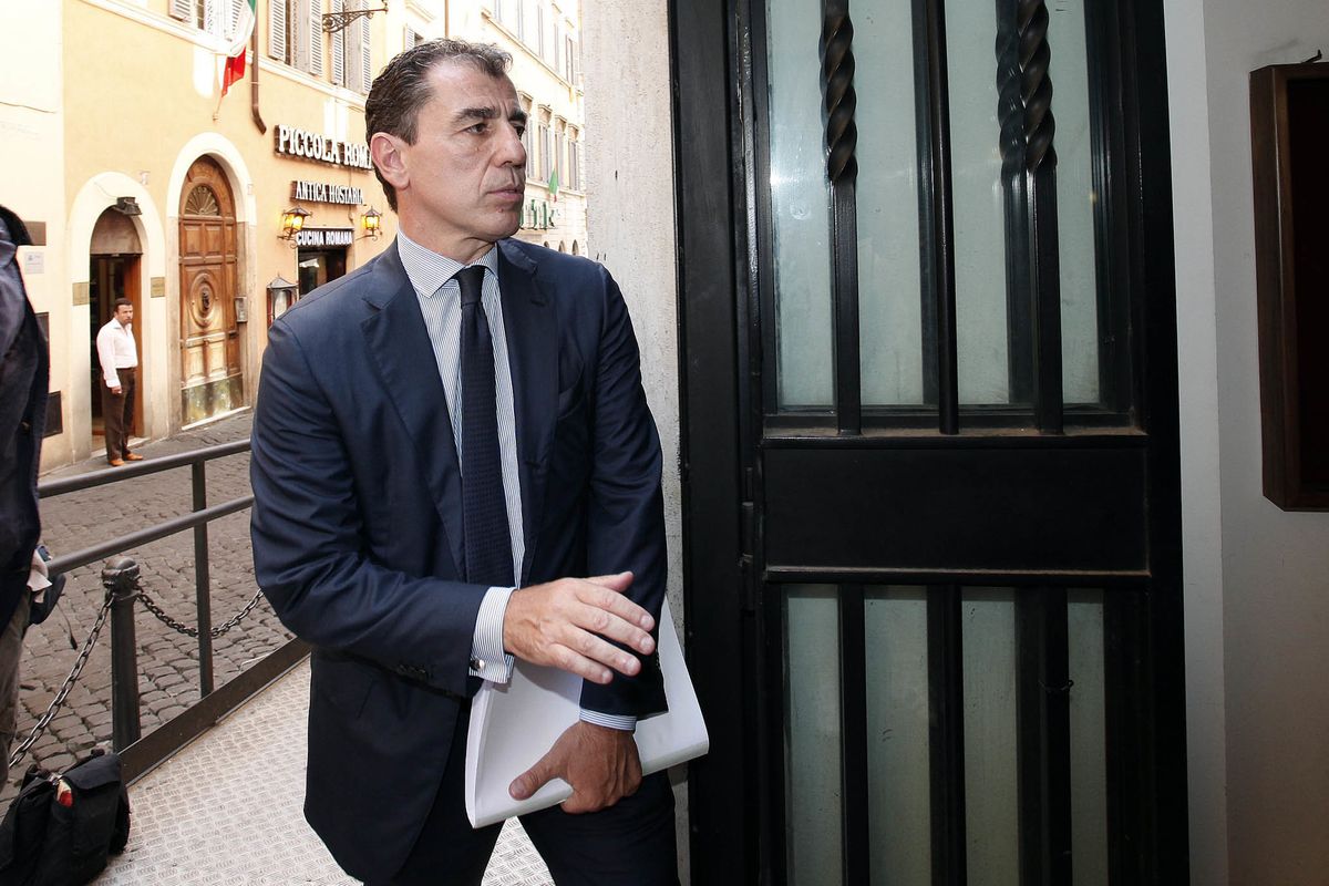 La consulenza nascosta nell'armadio costa all'ex uomo di Tremonti un milione di euro