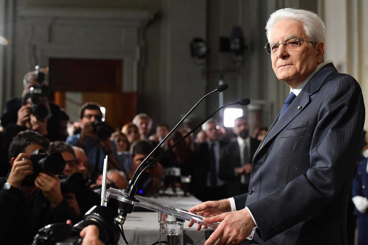 Le bombe chimiche irrompono sulle prove per fare il governo