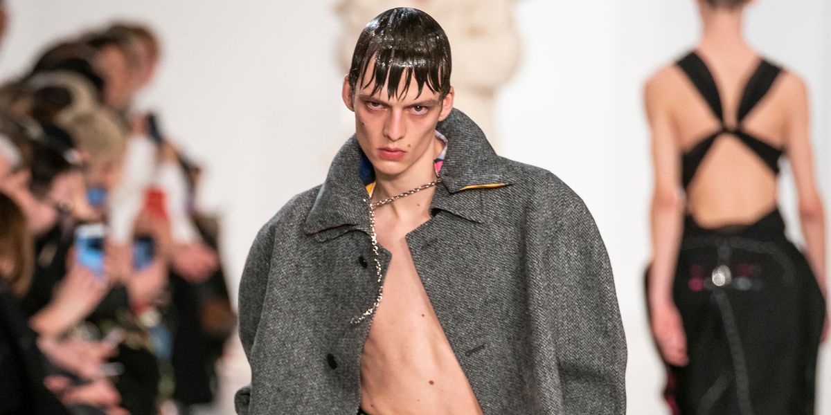 This Model's Moody Walk Stole the Show at Margiela