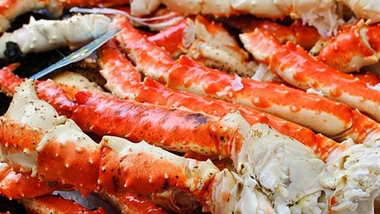 Brawl breaks out over crab legs at Alabama buffet