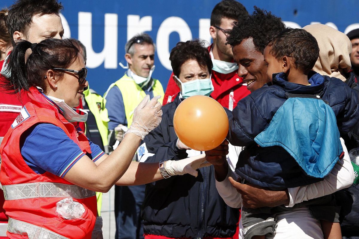 Con i suoi amici Albinati non tifa più naufragio