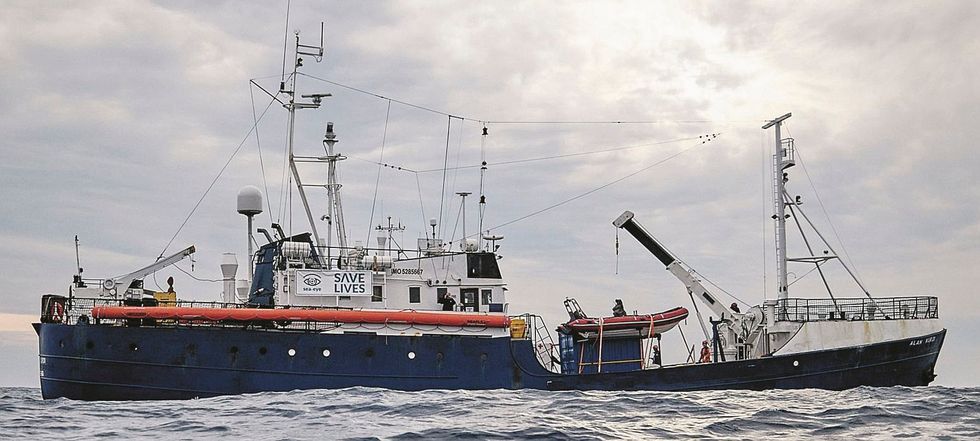 Sea Eye ora scopre che esiste Malta. E Mediterranea denuncia il governo