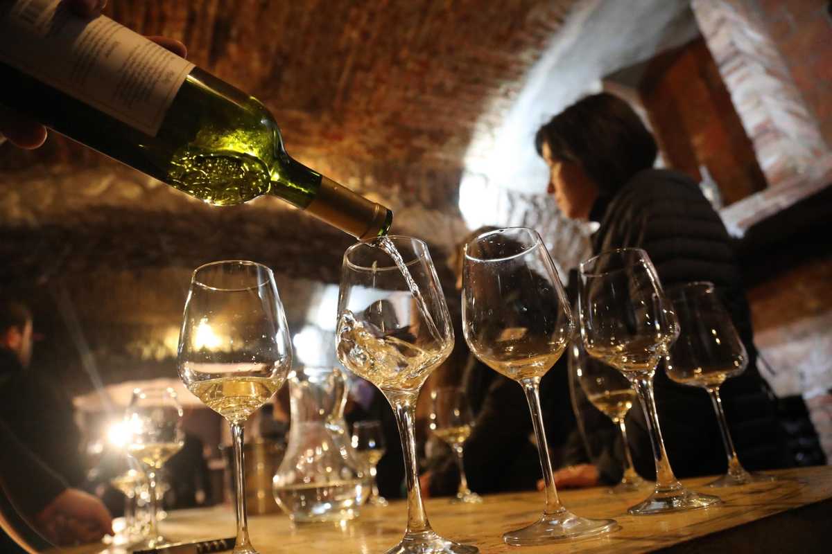 Al Vinitaly dei record sfila il 7% del Pil ma l’export è ancora un calice amaro