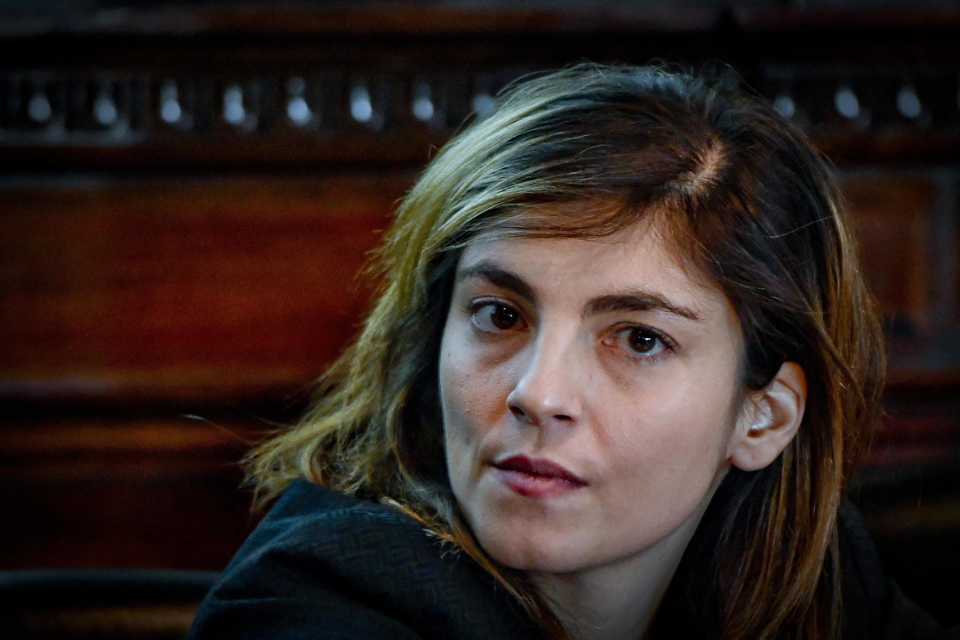 Laura Castelli: «Rimborsiamo subito il 90 per cento dei cittadini sbancati»