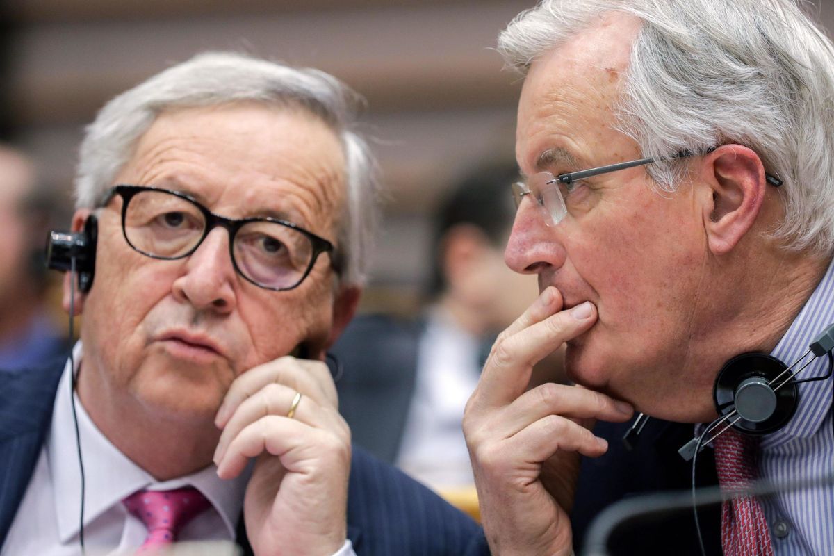 Il giallo di Bruxelles. Intrighi, golpe e un’italiana morta. Cosa nasconde l’uomo di Juncker?