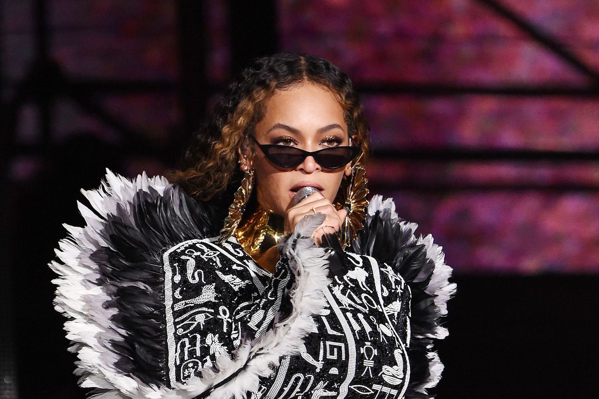panik Misforståelse vin Reebok Denies Beyoncé Diversity Meeting Rumor - PAPER