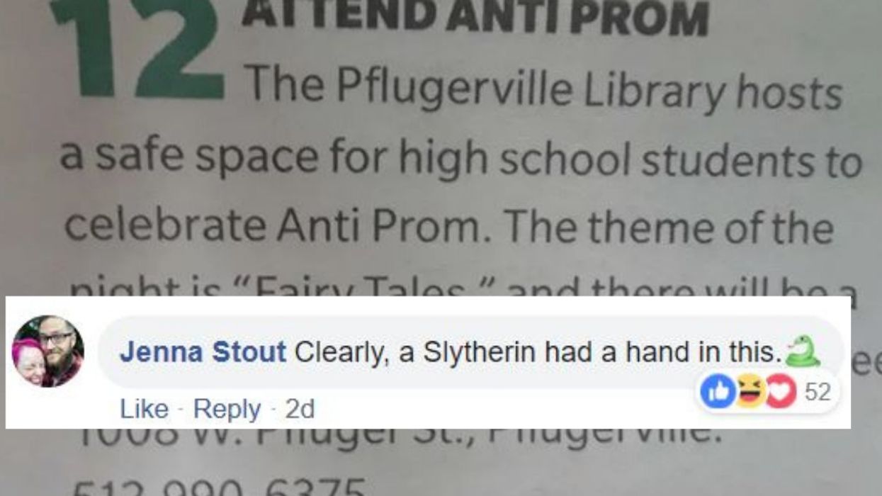 Texas Library's Hilarious Correction After Newspaper Announces 'Snakes' Will Be At Their Anti-Prom Event Has The Internet LOLing