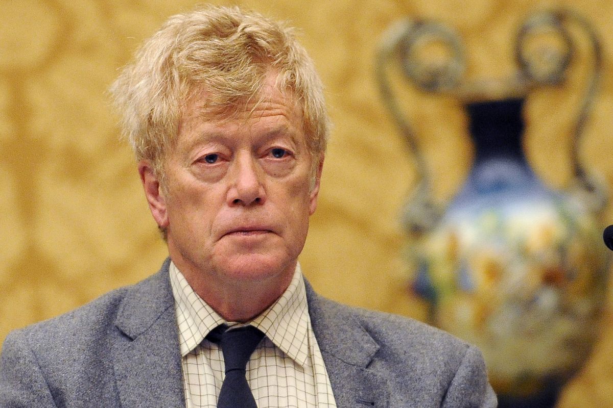 Ha criticato gay e islamici. Il governo inglese licenzia Roger Scruton