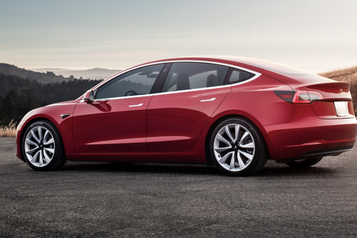 Tesla makes yet more changes to how the Model 3 is priced and sold