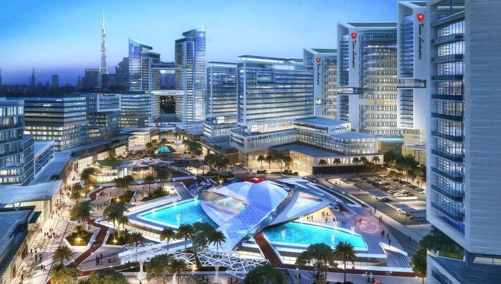 «A Dubai farò un centro grande come Bologna. Però io penso ai motori»