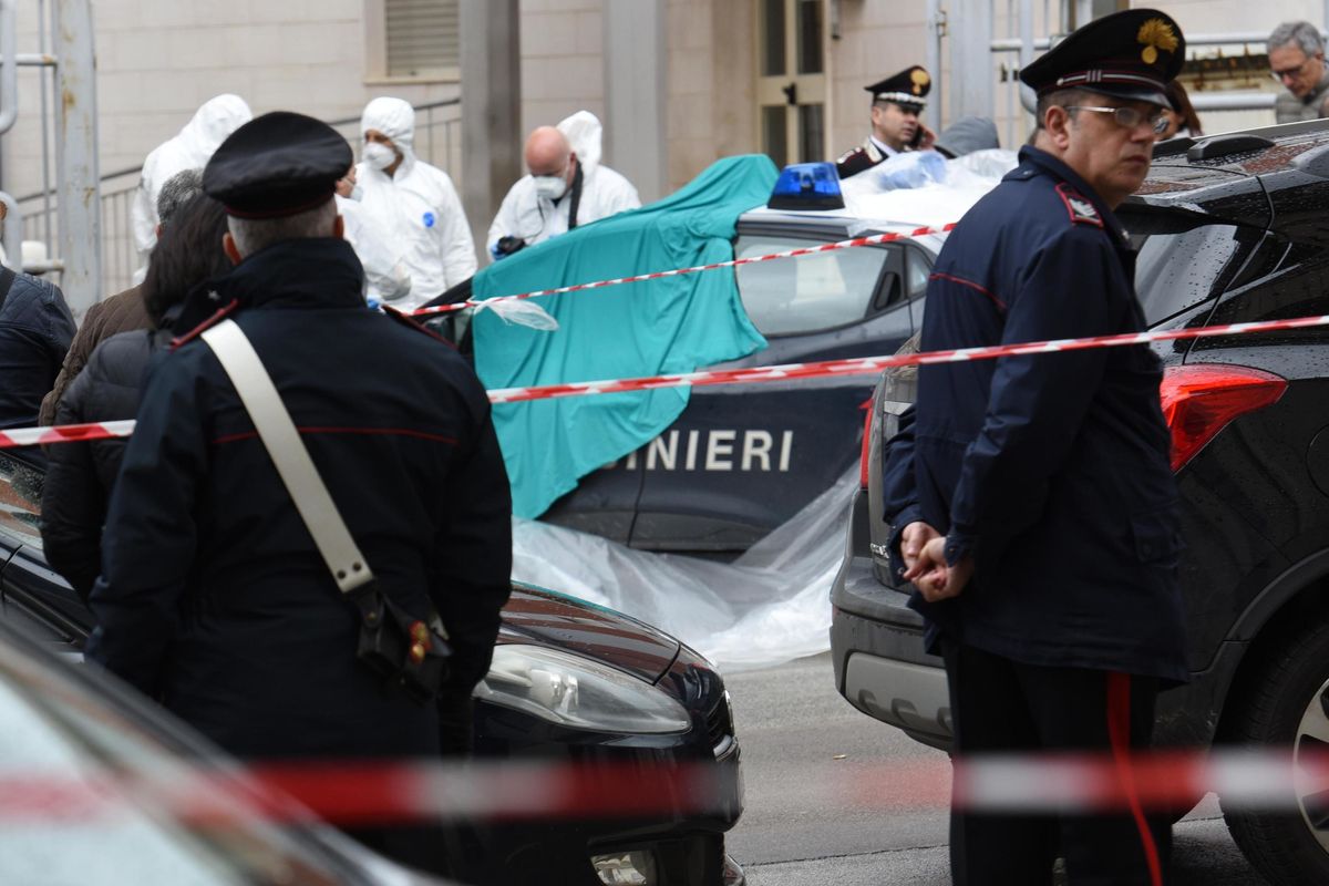 Ma a sinistra
l’eroe è uno che le leggi le infrange