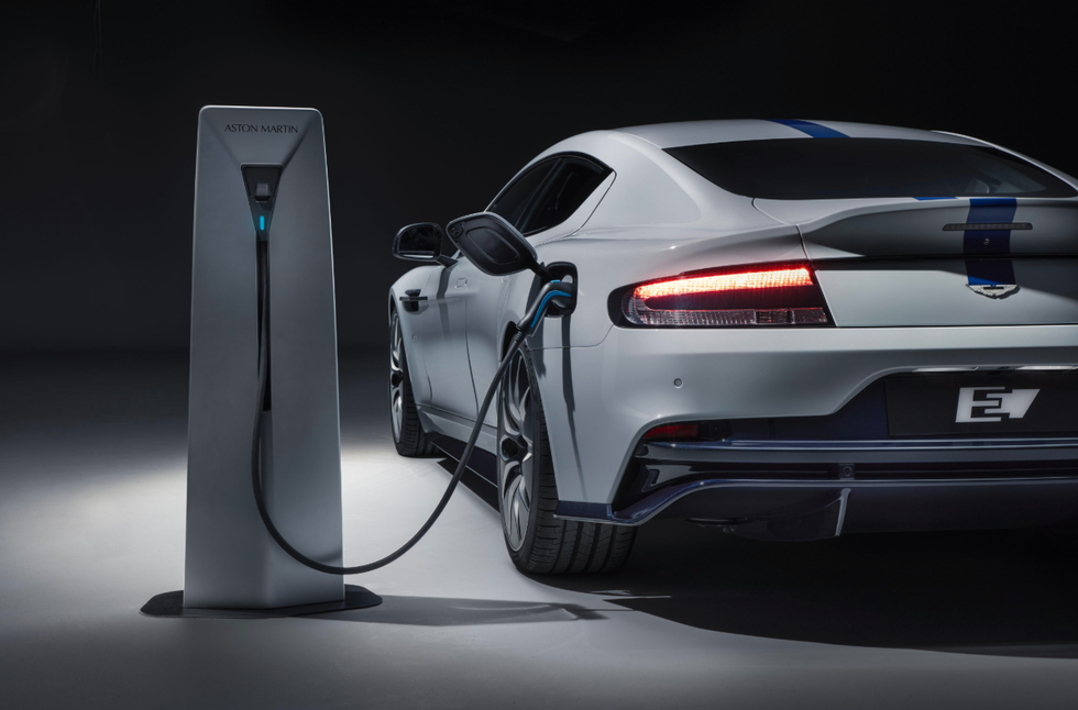 Photo f the Aston Martin Rapide E charging